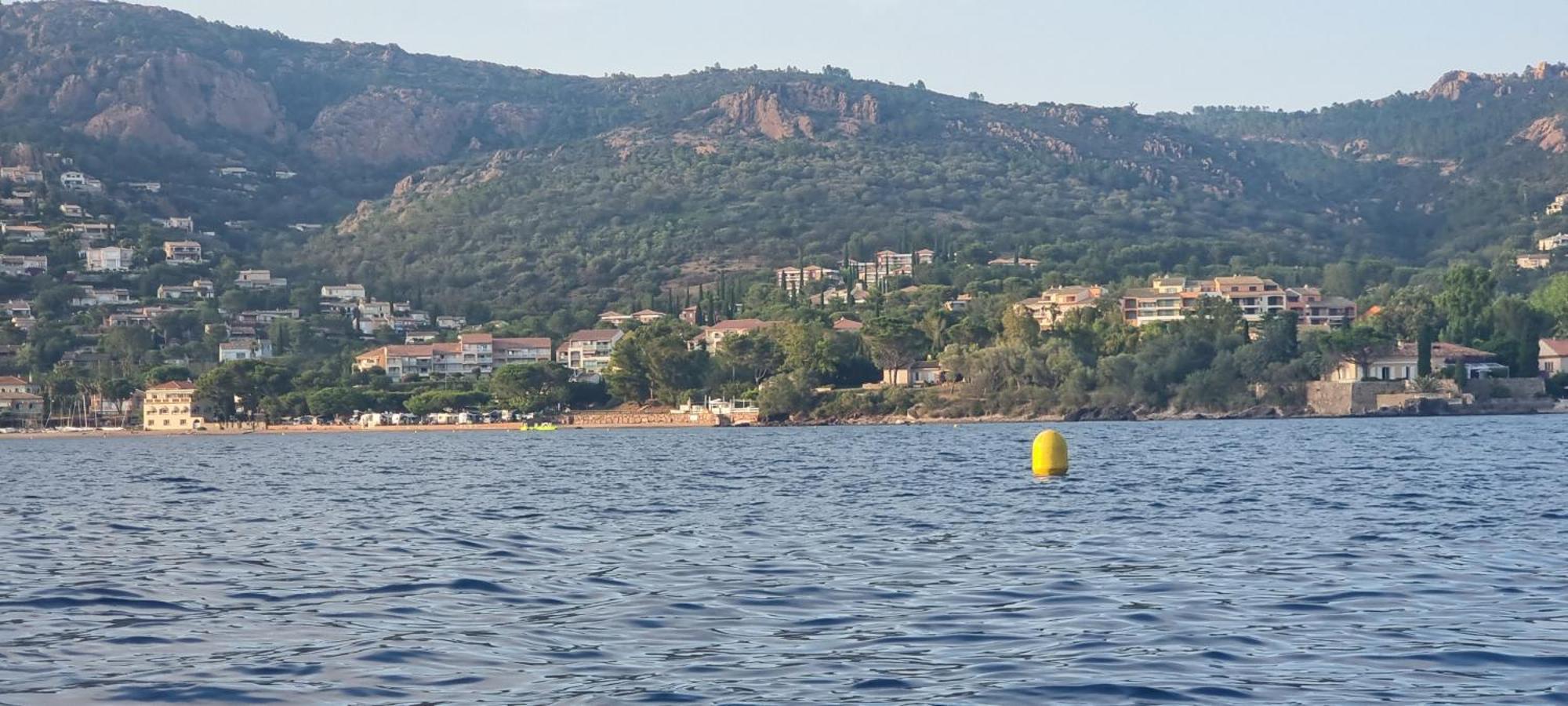 Agay Cap Esterel Village Allee Fleurs - F2 Clim Vue Golf Et Mer - Grande Terrasse Plein Sud Saint-Raphaël Exteriér fotografie