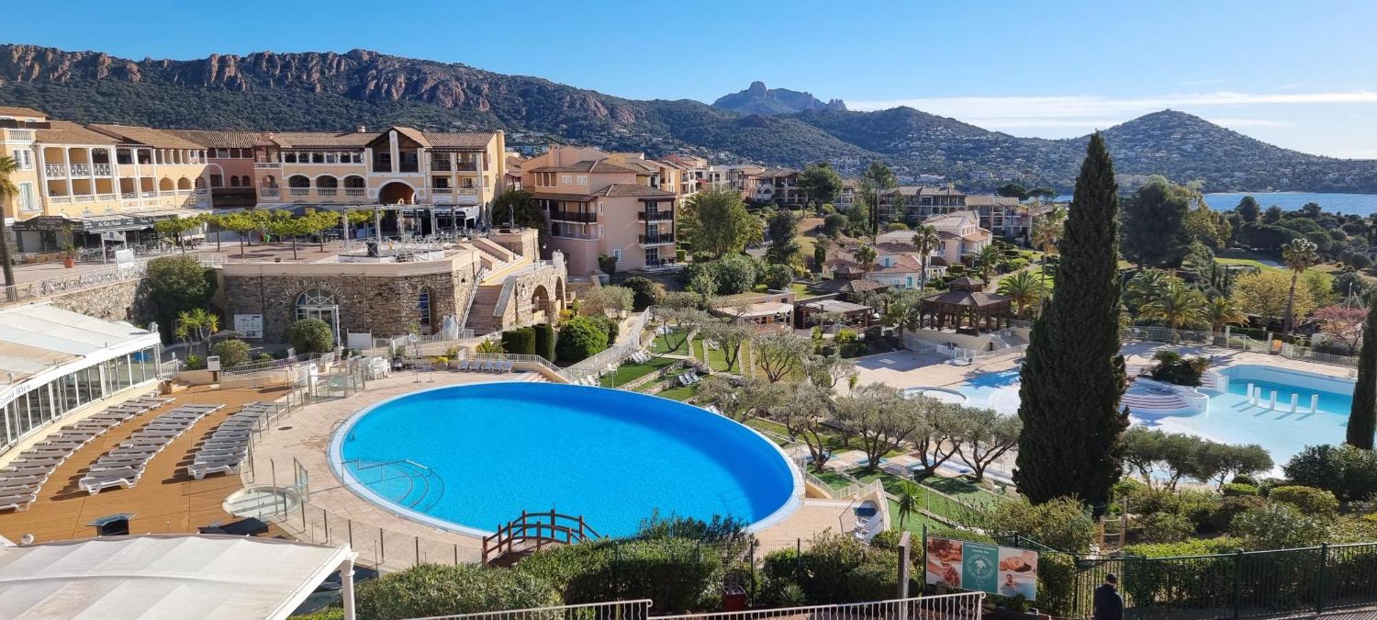 Agay Cap Esterel Village Allee Fleurs - F2 Clim Vue Golf Et Mer - Grande Terrasse Plein Sud Saint-Raphaël Exteriér fotografie